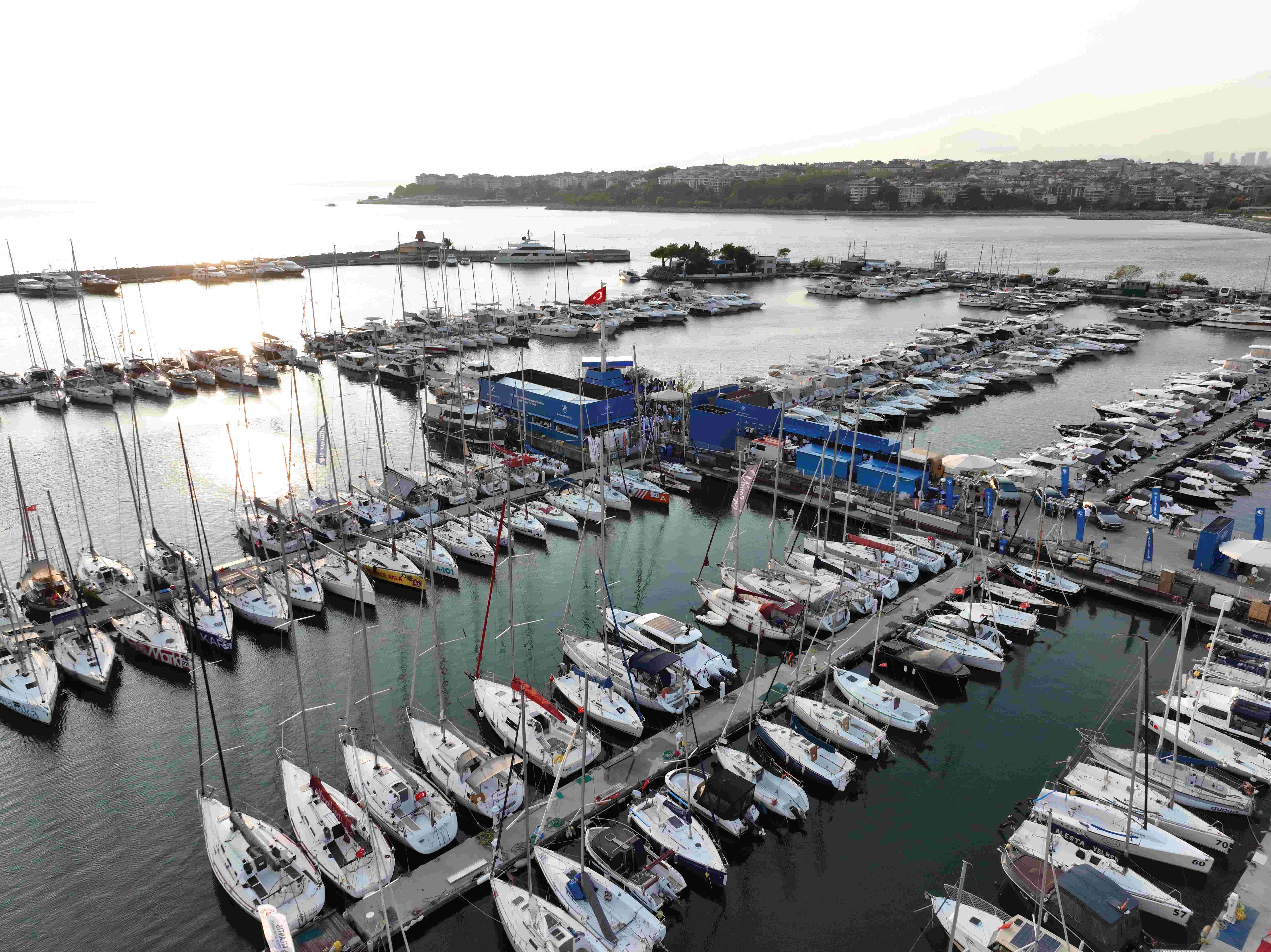 Yelkenler TAYK 30 Ağustos BMW Borusan Otomotiv Kupası’nda Zafer İçin Açılıyor